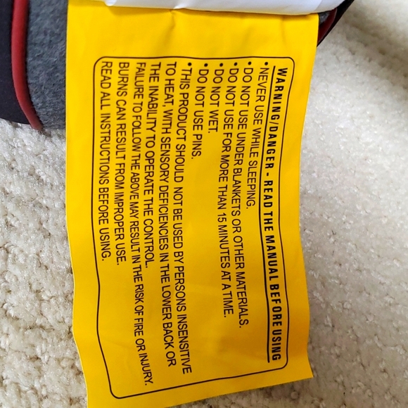 Homedics Neck and Shoulder Massager, 2 speeds + Heat - Picture 8 of 12